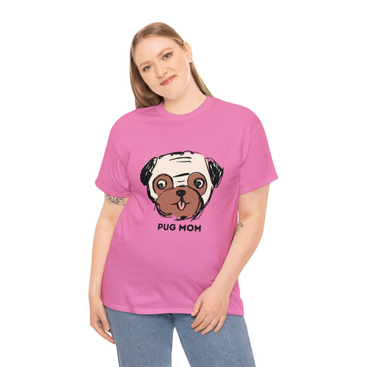 Pug: Pug Mom T-Shirt