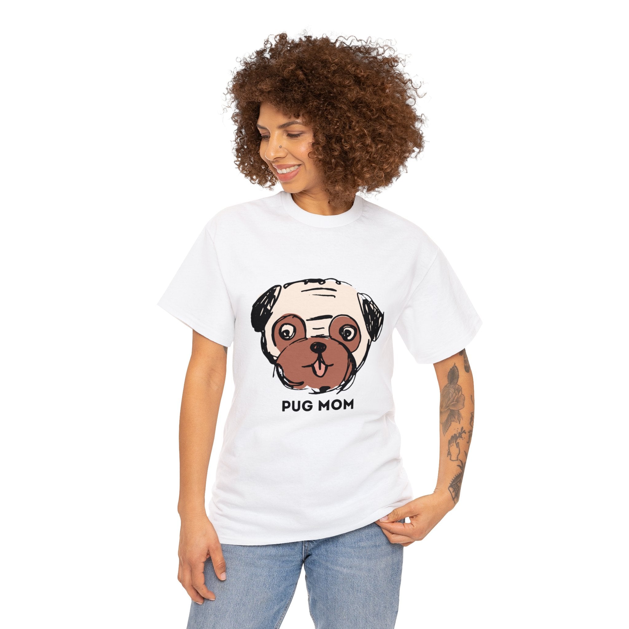 Pug: Pug Mom T-Shirt