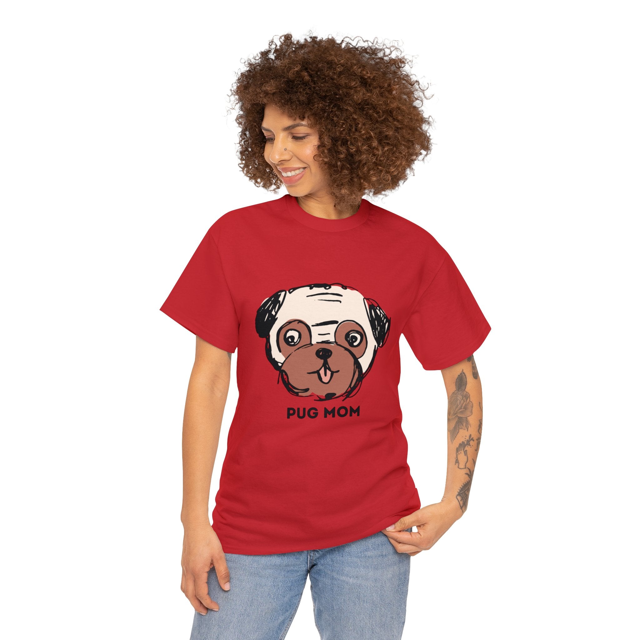 Pug: Pug Mom T-Shirt