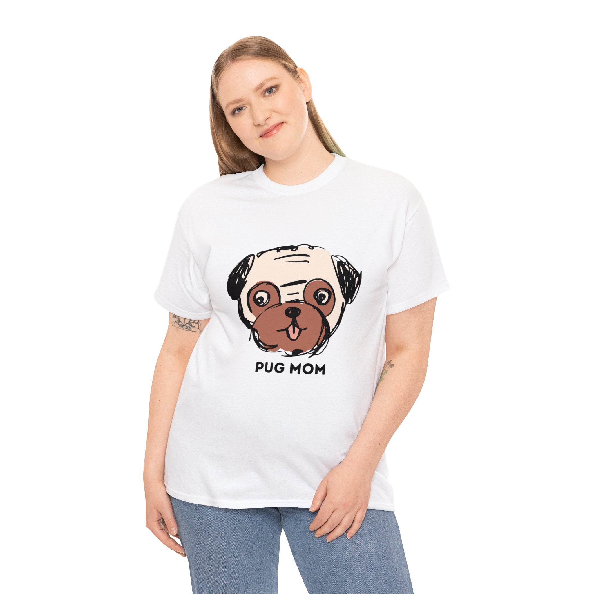 Pug: Pug Mom T-Shirt