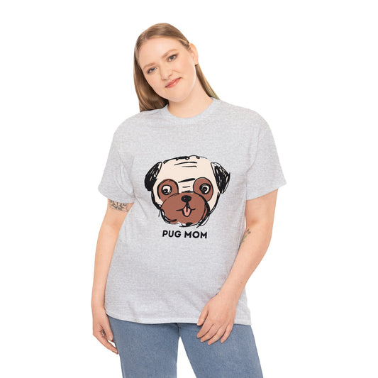 Pug: Pug Mom T-Shirt