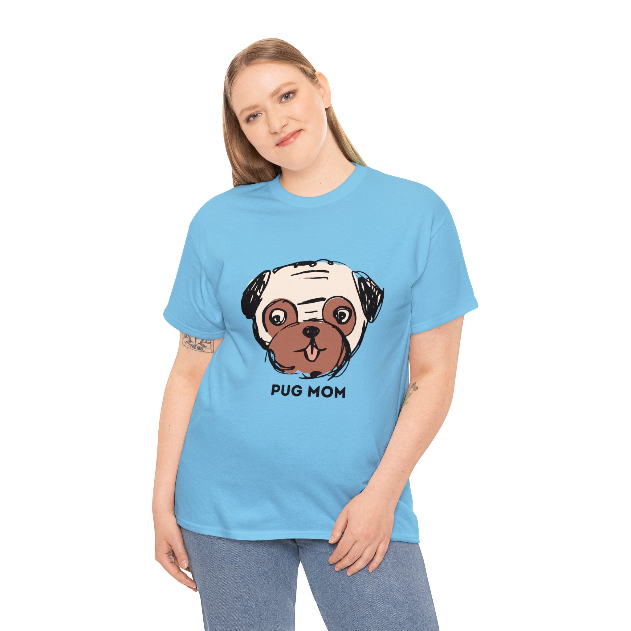 Pug: Pug Mom T-Shirt